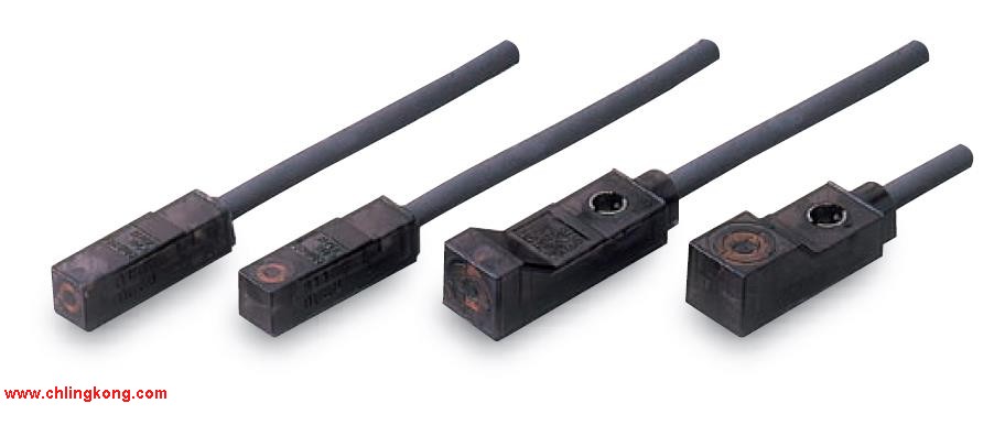 ŷķ��(OMRON)  E2S-Q24 1M